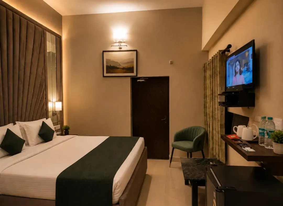 Standard Room - View 4